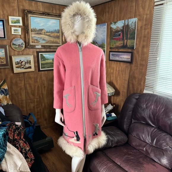 Jackets & Blazers - Gorgeous Vintage Jacket with Shell